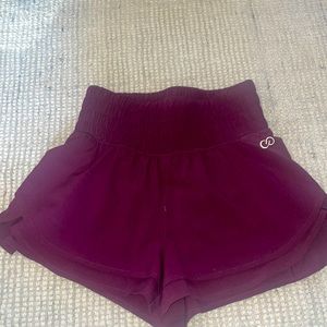 CALIA by Carrie Underwood shorts in burgundy size xxs
